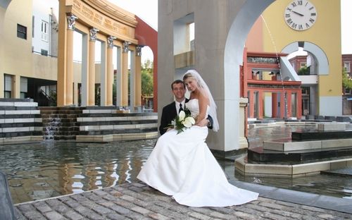 Italian-style courtyard wedding ceremony in New Orleans