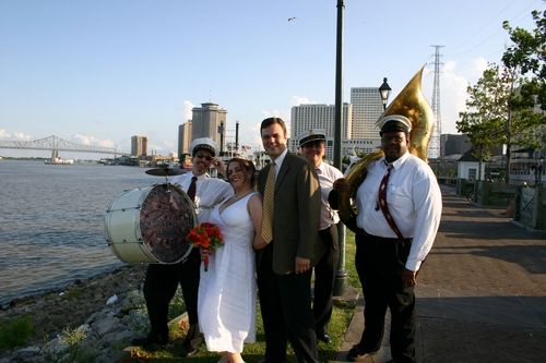 Moonwalk wedding ceremony on the Mississippi River in New Orleans