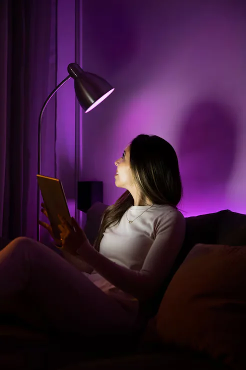 Samantha McGovern, psychic medium connecting with loved ones in spirit